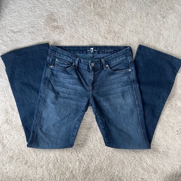 7 For All Mankind "A" Pocket Low Rise Boot Cut Jeans Size 30 - Picture 3 of 5